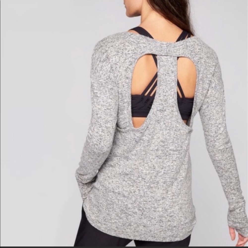 👑 Athleta Luxe Cutout Pose Sweatshirt 👑